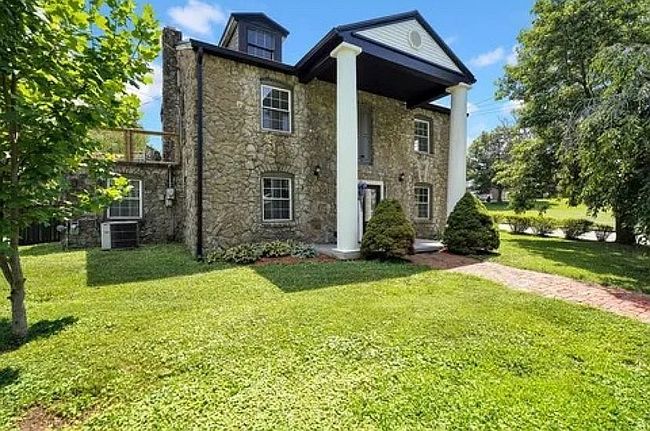 Photo of 516 W Arch St