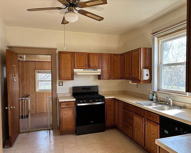 Photo of 206 W Florence St, Bassett, NE