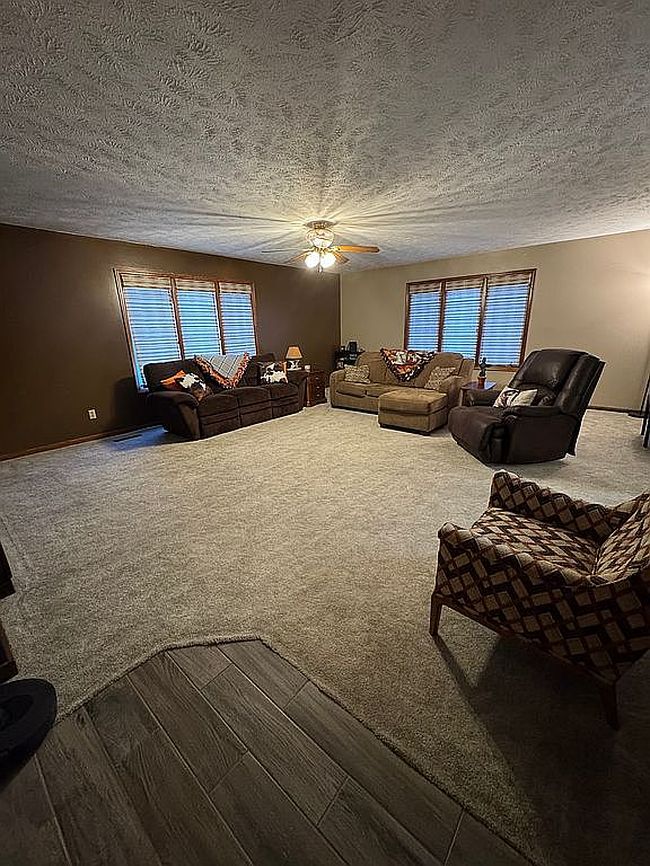 Photo of 2307 Elk St #3, Beatrice, NE