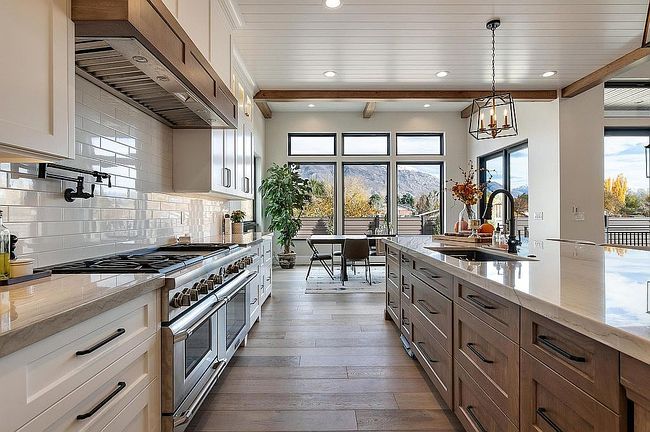 Photo of 10818 N 6000 W, Highland, UT