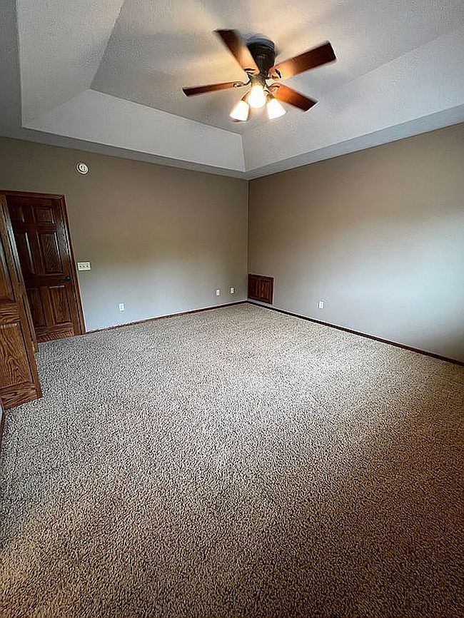 Image of 1208 S Hyde Park Ave