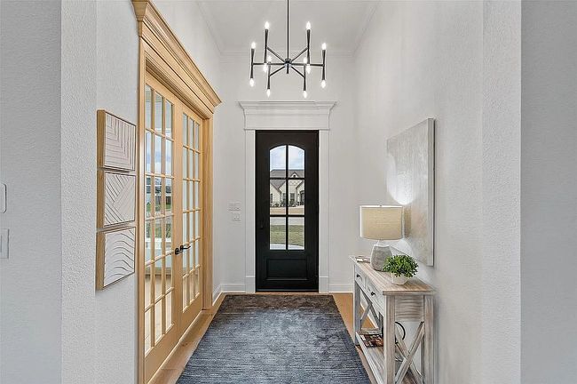 Photo of 1064 Tobey Ct, Aledo, TX