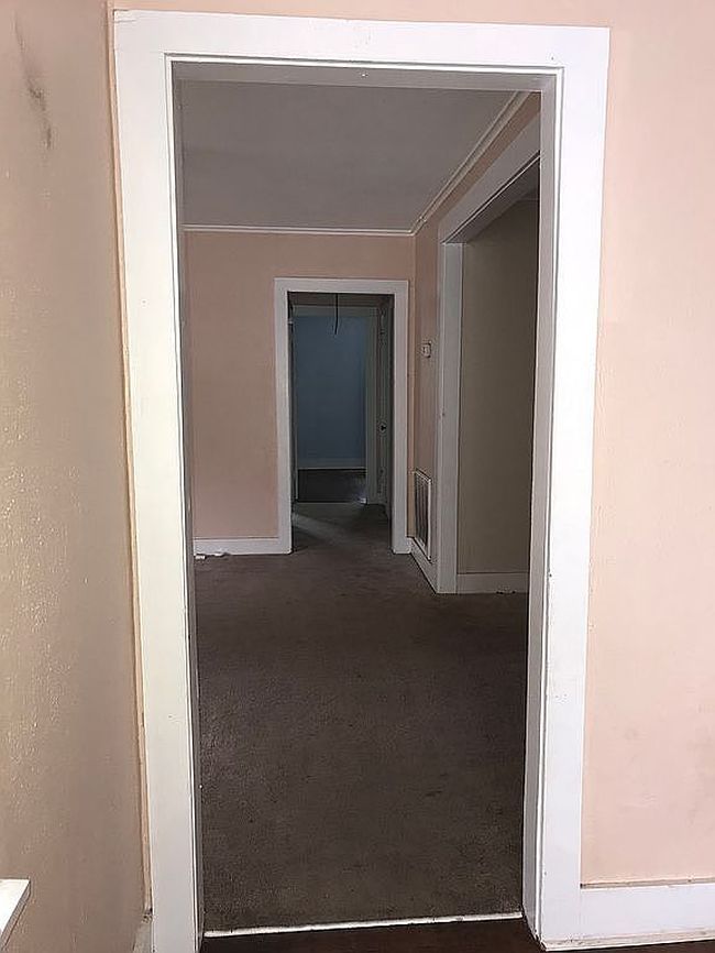 Additional photo 1 of property located at 1632 Terrace Dr