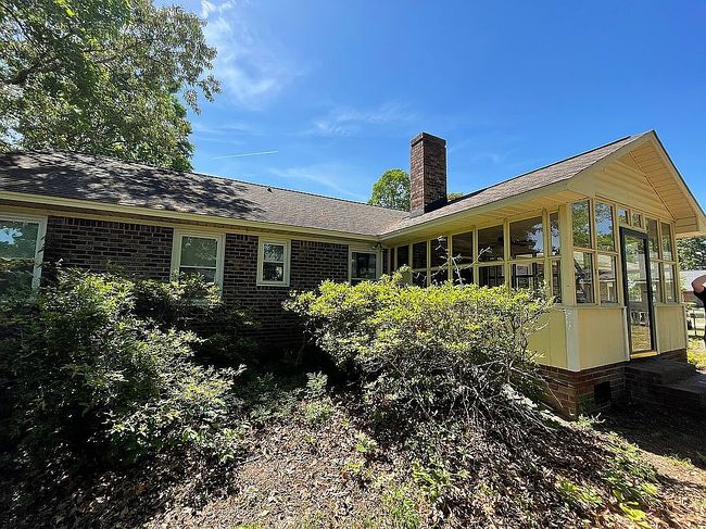 Image of 1001 Seabrook Rd