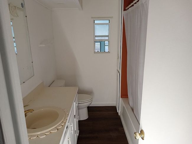 Image of 5507 Lagoon Dr