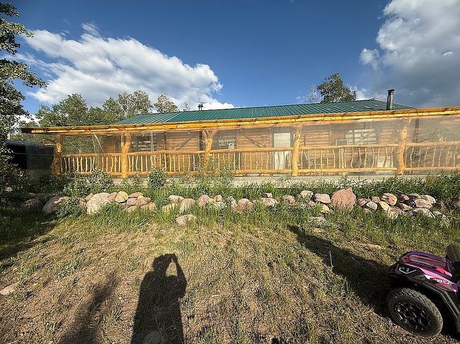 Photo of 911 E Wapiti Rd, Robertson, WY