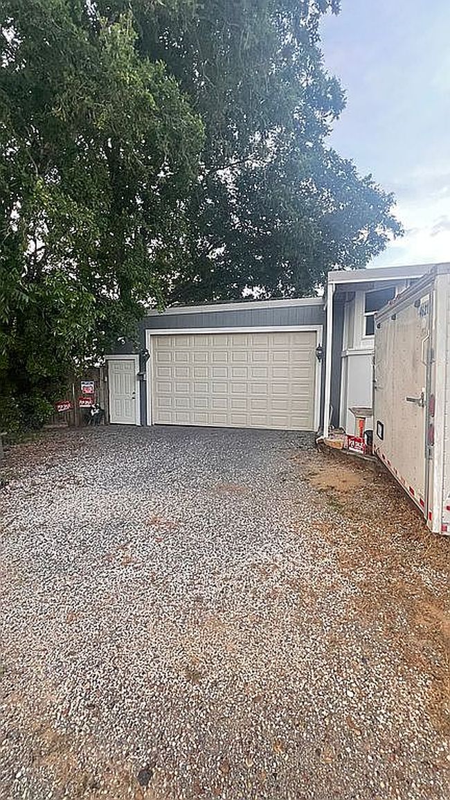 Image of 2683 Klein Rd