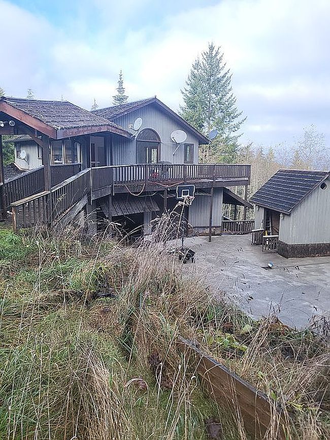 Photo of 284 Watershed Rd, Port Angeles, WA