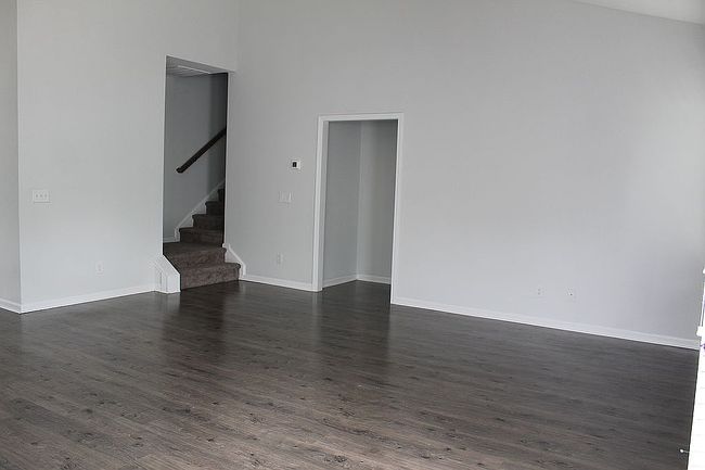 Additional photo 4 of property located at 27 Hazen Dr