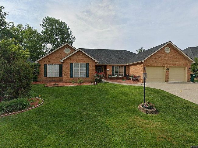 Photo of 132 Candlewyck Dr