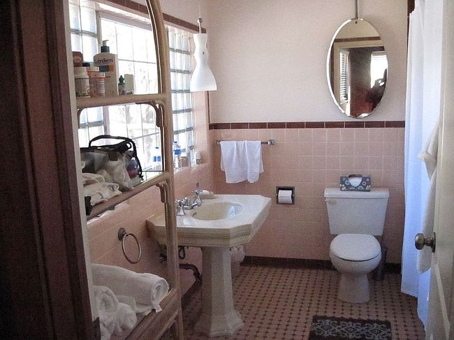 Additional photo 3 of property located at 4929 N River Shore Dr