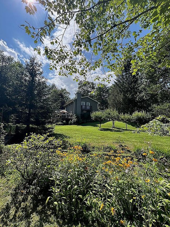 Photo of 3190 Stagecoach Rd W, Palmerton, PA