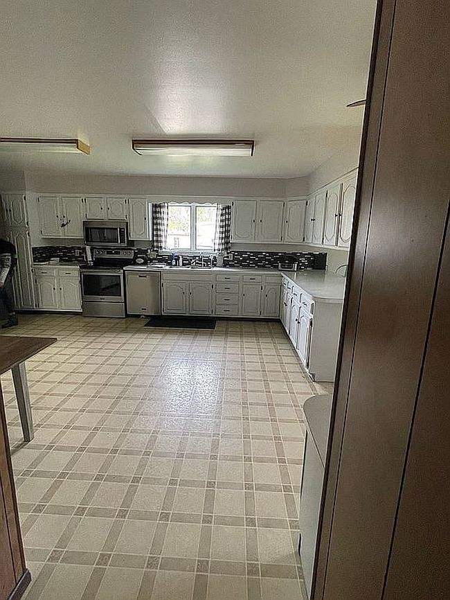 Photo of 109 Sprout St E, Rosholt, SD