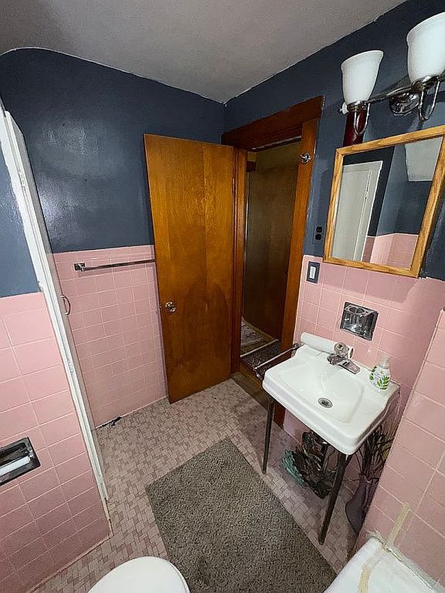Photo of 291 Benton St, Rochester, NY