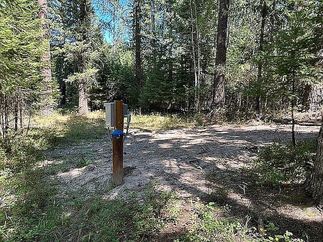Photo of 13 Little Bear Rd, Trout Creek, MT