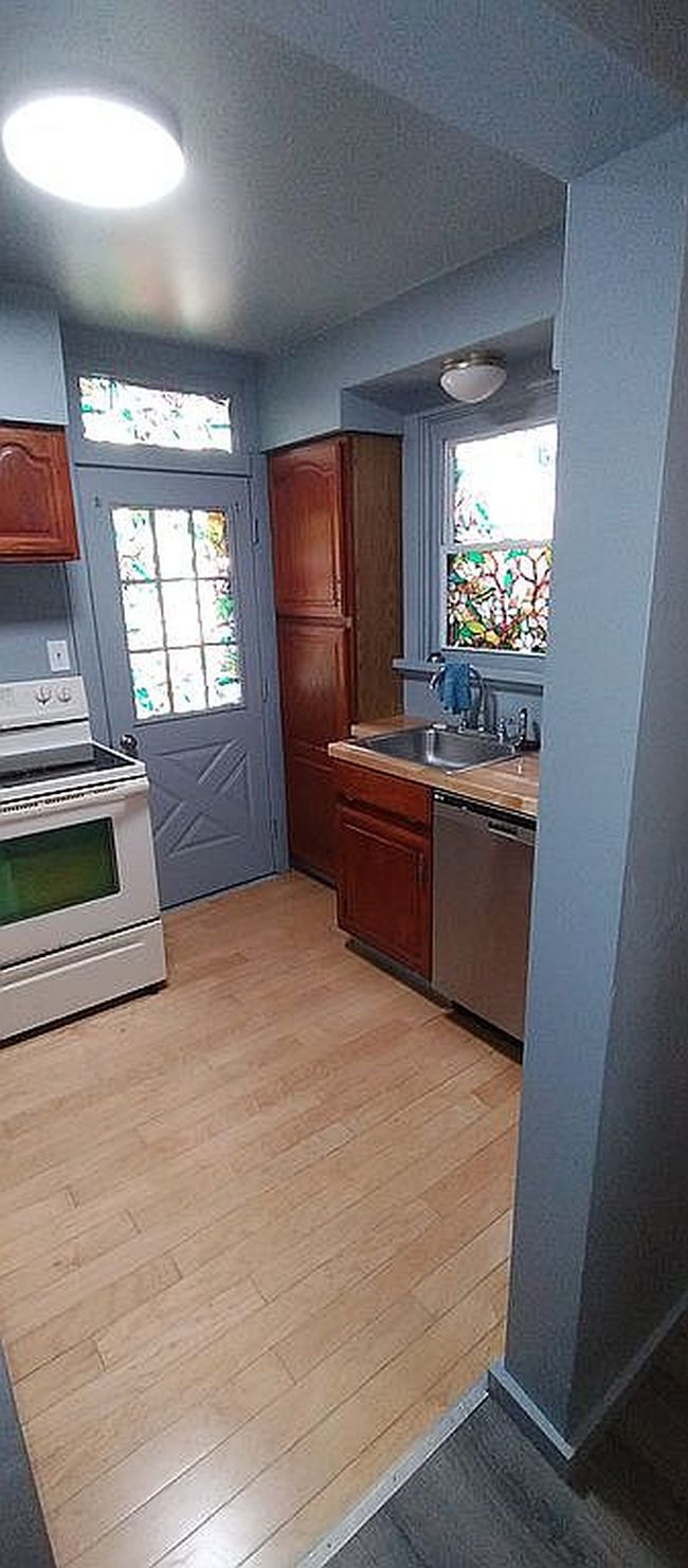 Image of 237 Wilbur St