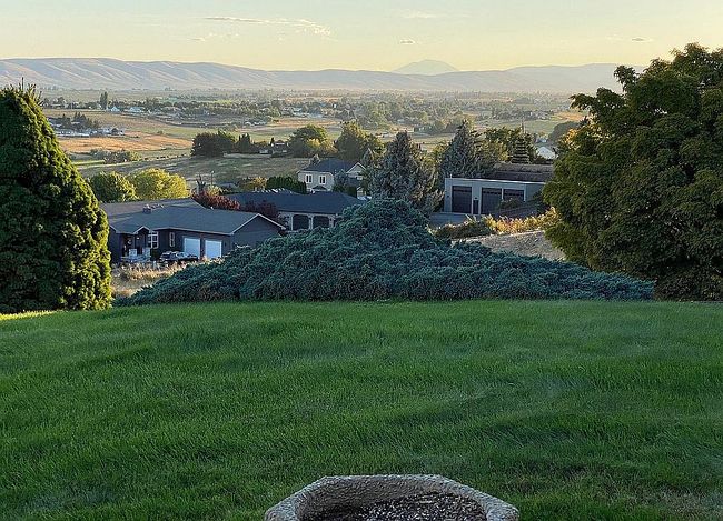 Preview of property located at 310 N 99th Ave