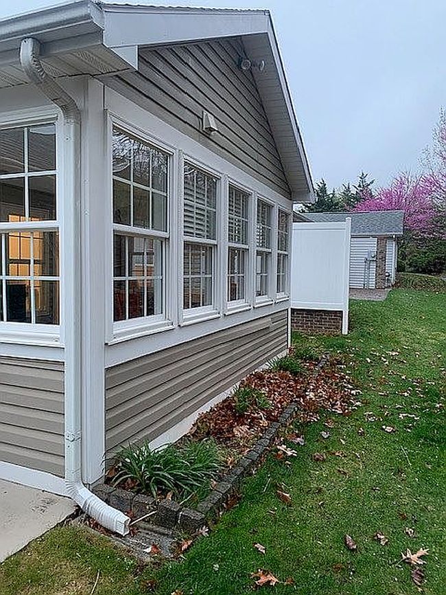 Image of 136 Emerald Dr