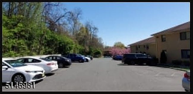 Photo of 401 Us Highway 22 Apt 22H, North Plainfield, NJ