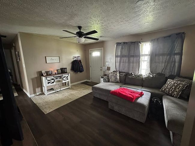 Photo of 44 Lawrence St, Greenup, KY