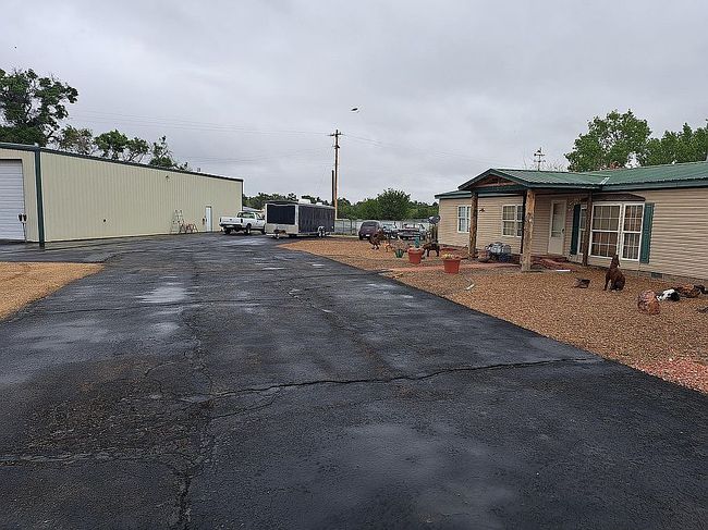 Image of 1707 Swink Ave