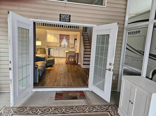 Image of 39525 Quartz Dr