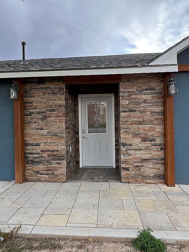 Photo of 414 S Jefferson St, Hugoton, KS