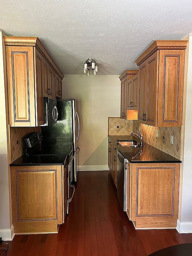 Photo of 5711 Som Center Rd Apt 38, Solon, OH