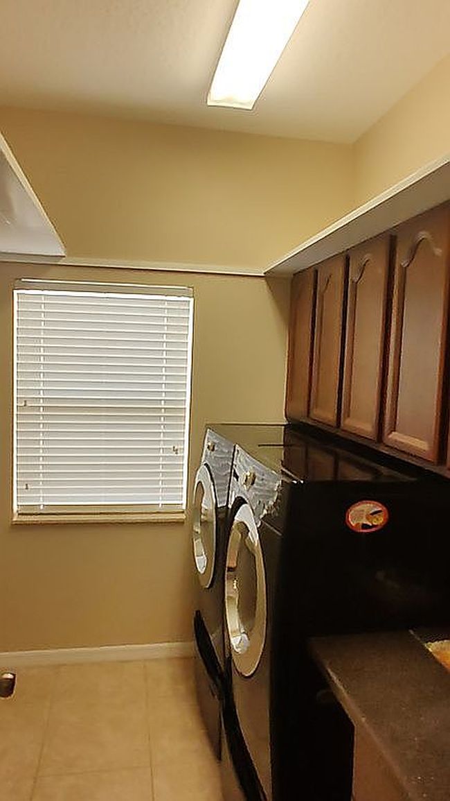 Photo of 443 York Dale Dr, Ruskin, FL