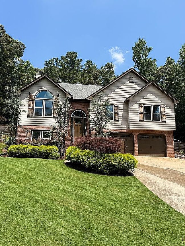 Photo of 5609 J J Lott Rd, Braselton, GA