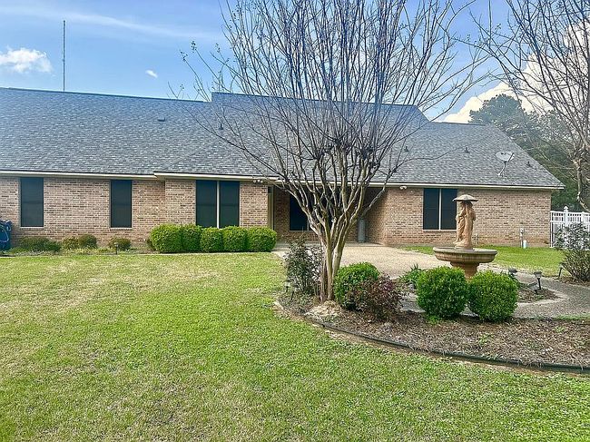 Image of 5001 Sweetwater Dr