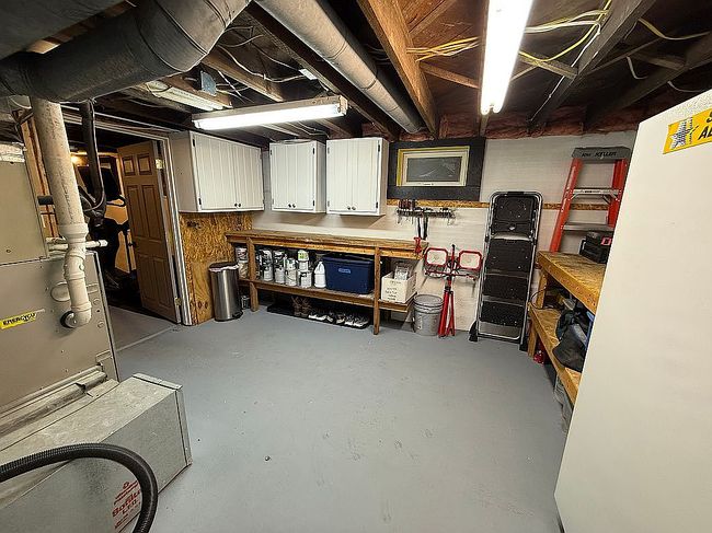 Image of 366 W Compromise St