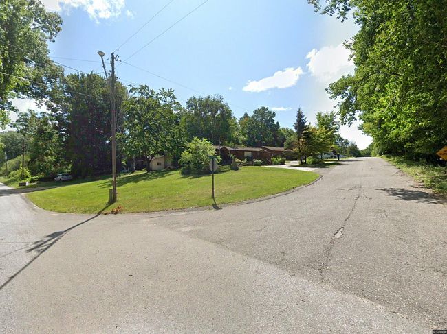 Additional photo of property located at 6772 N Claeys Dr