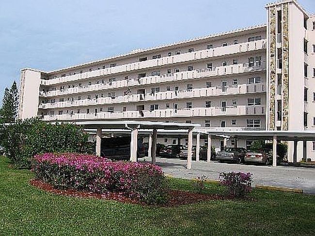 Image of 4240 Ironwood Cir Apt 402A