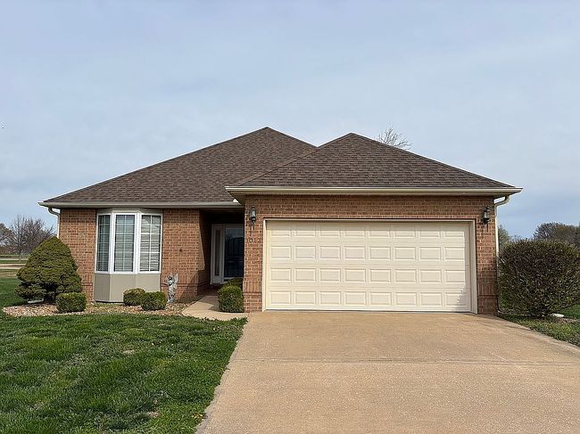 Image of 1043 Trevino Rd