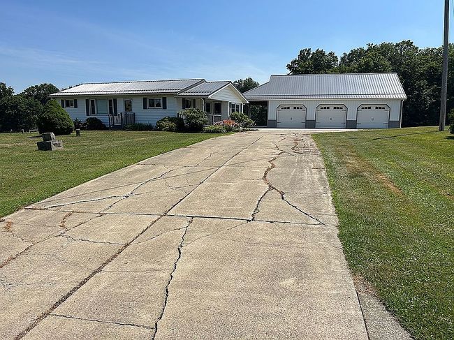 Photo of 20103 Gospel Hill Rd, Saegertown, PA