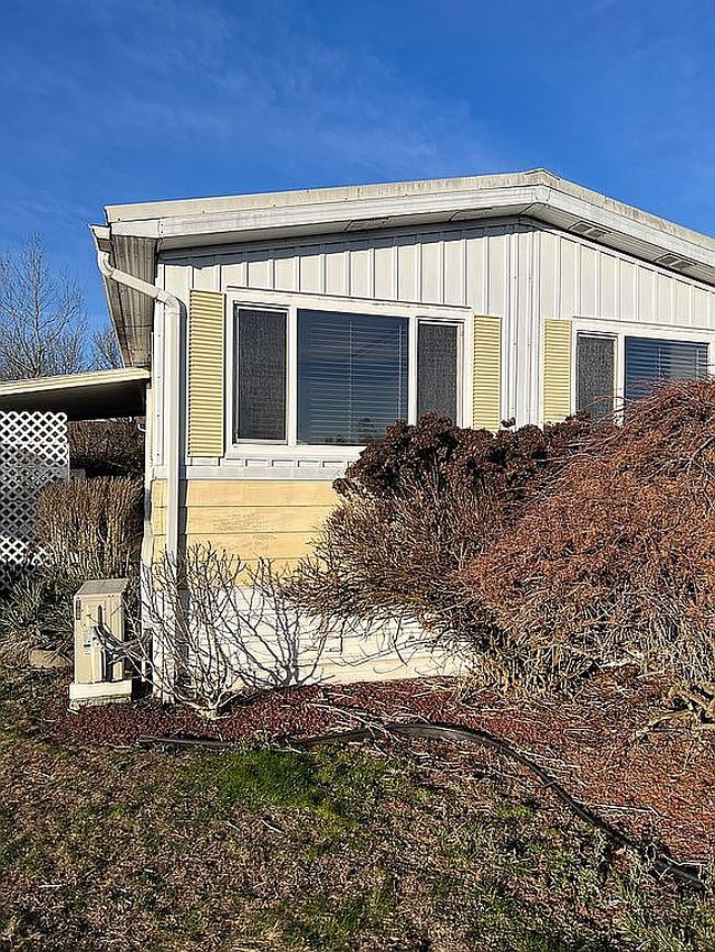 Photo of 15411 Se Mill Plain Blvd Unit B14, Vancouver, WA