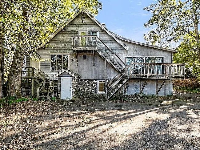 Photo of 105 Hartford Tpke, Shrewsbury, MA
