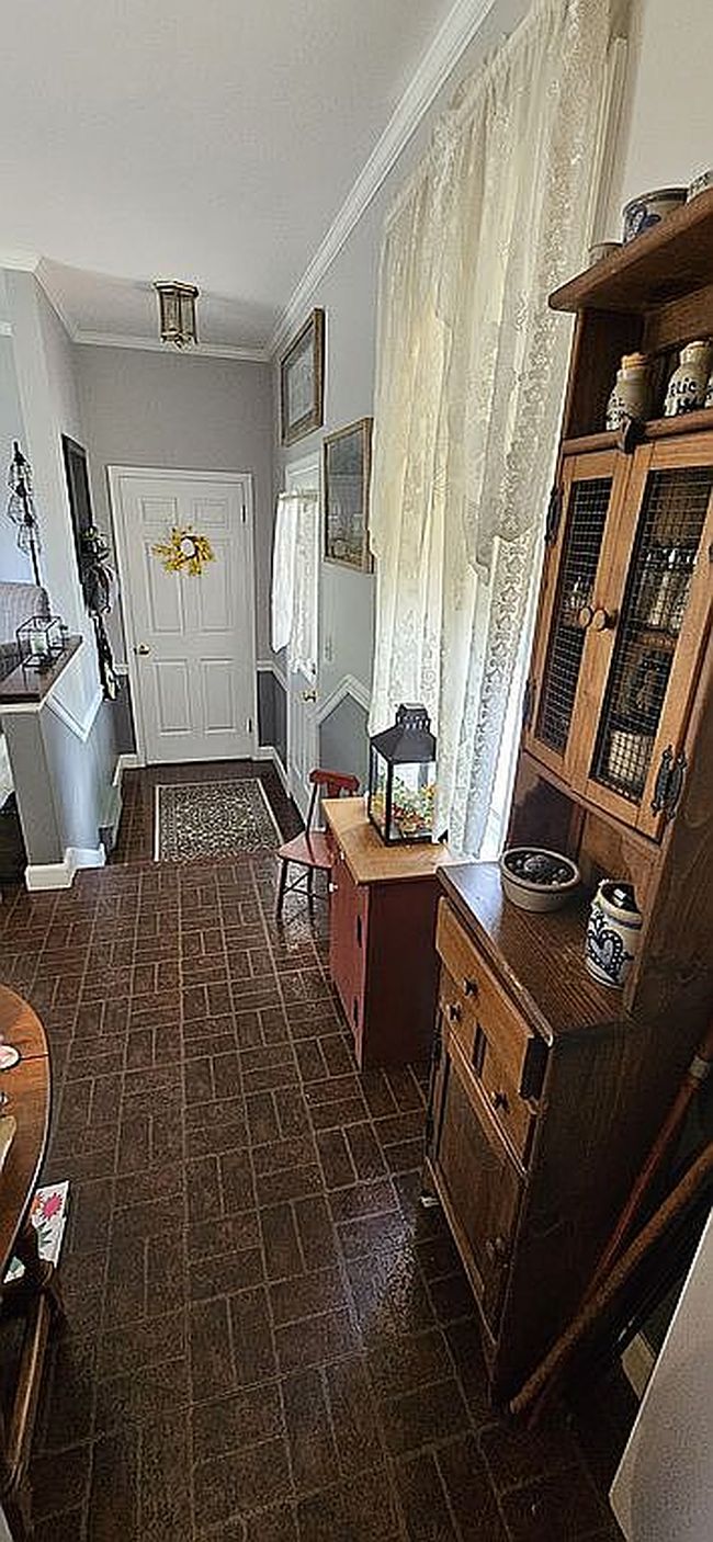 Image of 101 N Vernon St