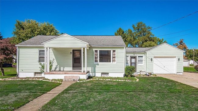 37 W 7th St, Dresden, OH