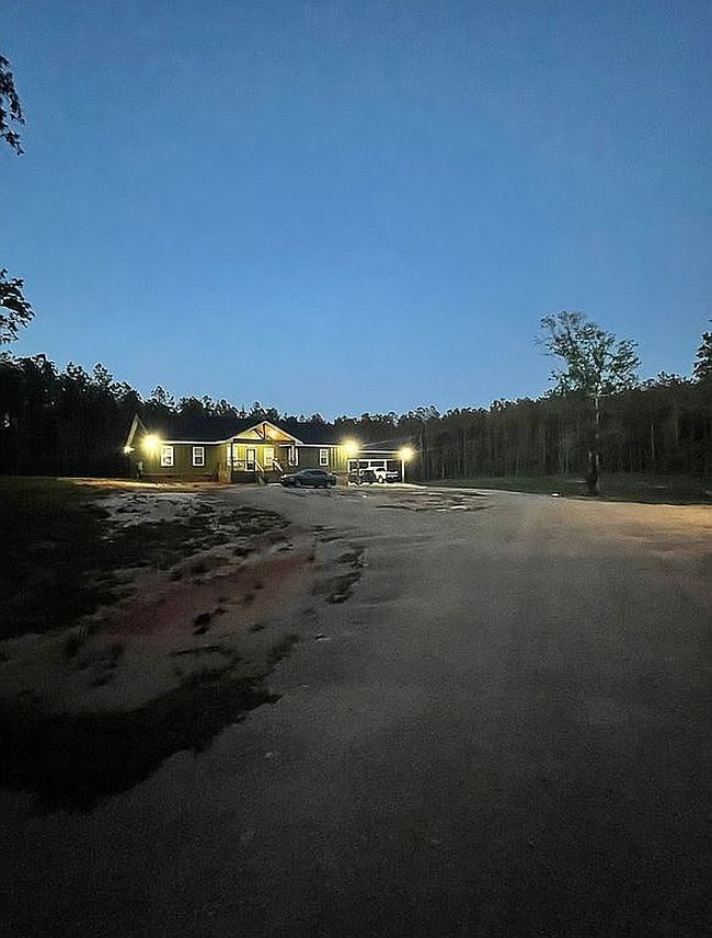 Image of 205 Baby June Dr