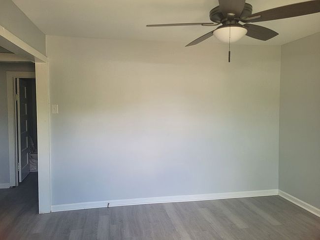 Image of 2410 Veterans Dr