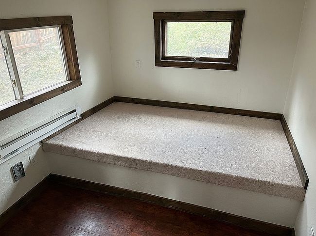 Image of 212 W Pine St
