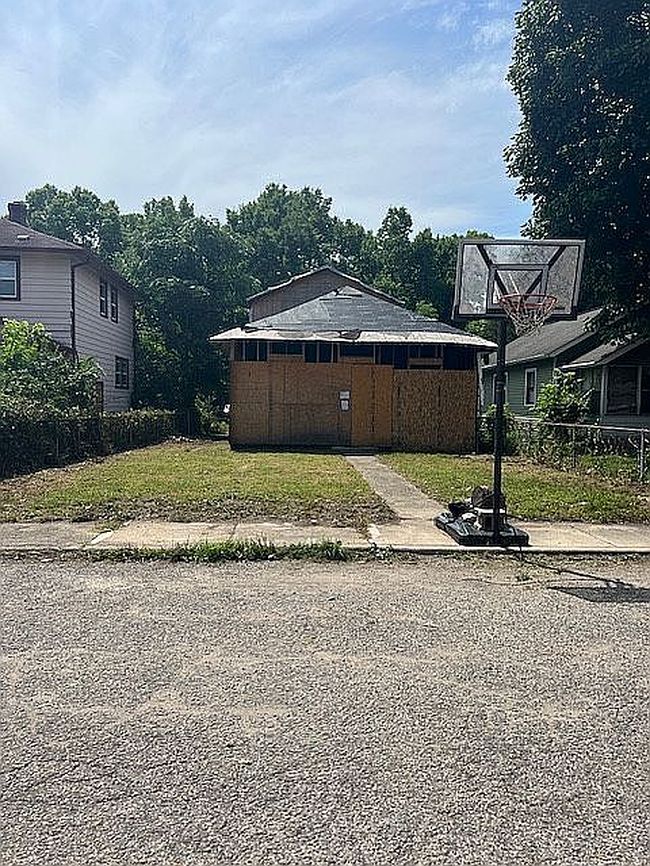 Photo of 1431 W 34th St, Indianapolis, IN