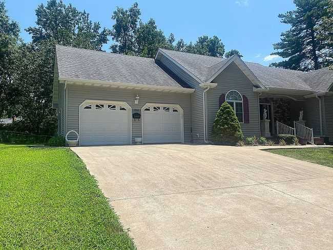 Photo of 1802 Plaza Dr, Fulton, MO