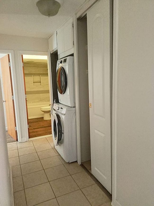 Photo of 4198 Packard St Apt 3