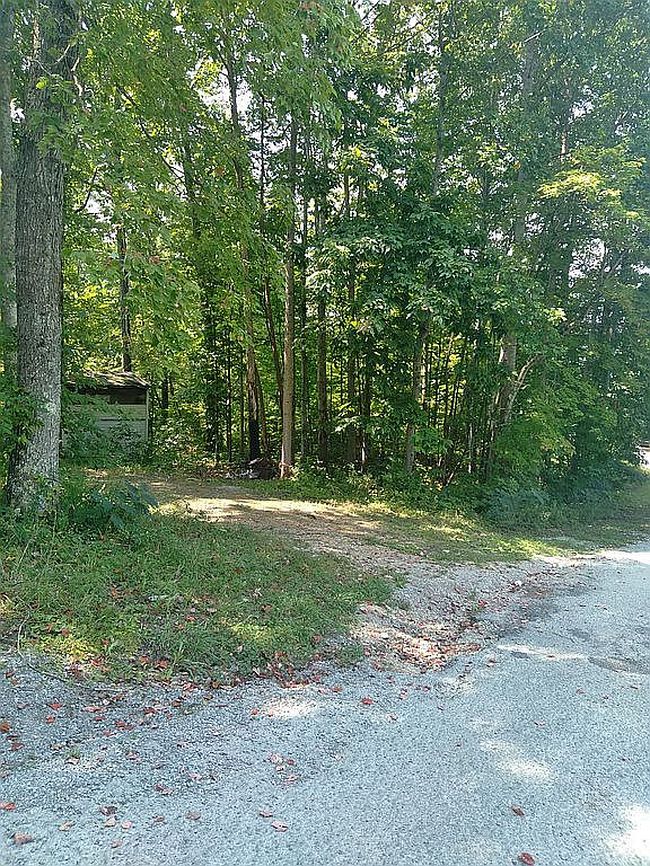 Photo of 107 Pleasant Ln, La Follette, TN