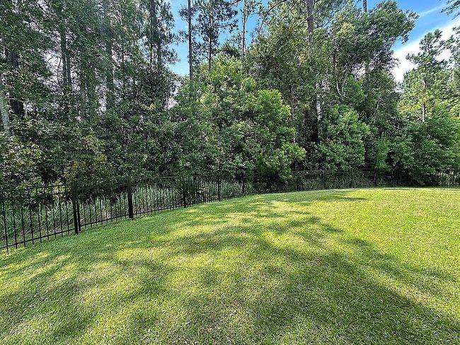 Image of 1400 Surrey Loop