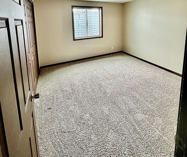 Photo of 1305 E 16th St, Kearney, NE