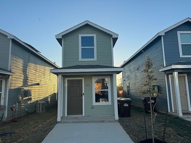 Preview of property located at 7137 Elm Trl